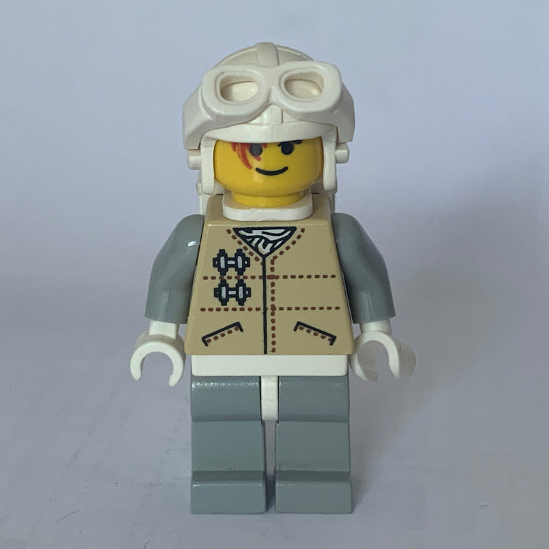 fig-003529 – Rebel Trooper in Hoth Uniform, White Hat, Yellow Skin, Backpack, White Goggles