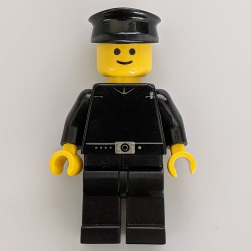 fig-003639 – Imperial Shuttle Pilot with Yellow Skin