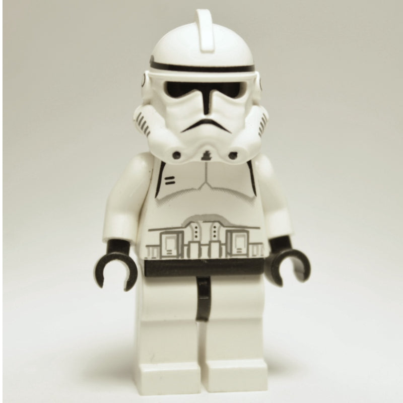 fig-003667 – Clone Trooper, Phase II Armor, Plain Black Head, Black Mouth