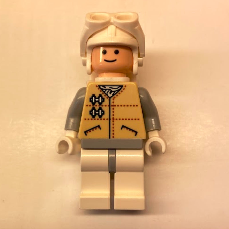 fig-003677 – Rebel Trooper in Hoth Uniform, White Hat, Tan Jacket (30170 Goggles)