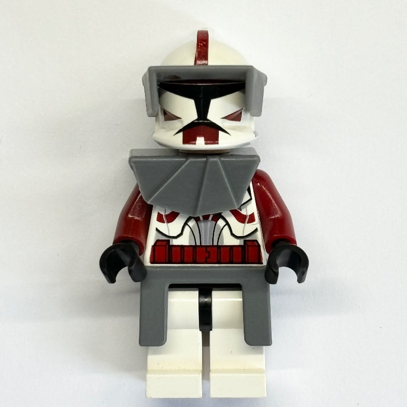 fig-003730 – Clone Commander Fox - Hollow LBG Circle
