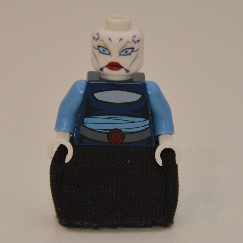 fig-003735 – Asajj Ventress, Dark Blue Outfit