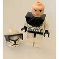 fig-003847 – Clone Commander, Black Pauldron