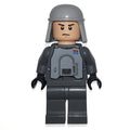 fig-003868 – General Maximillian Veers, Light Bluish Gray Helmet