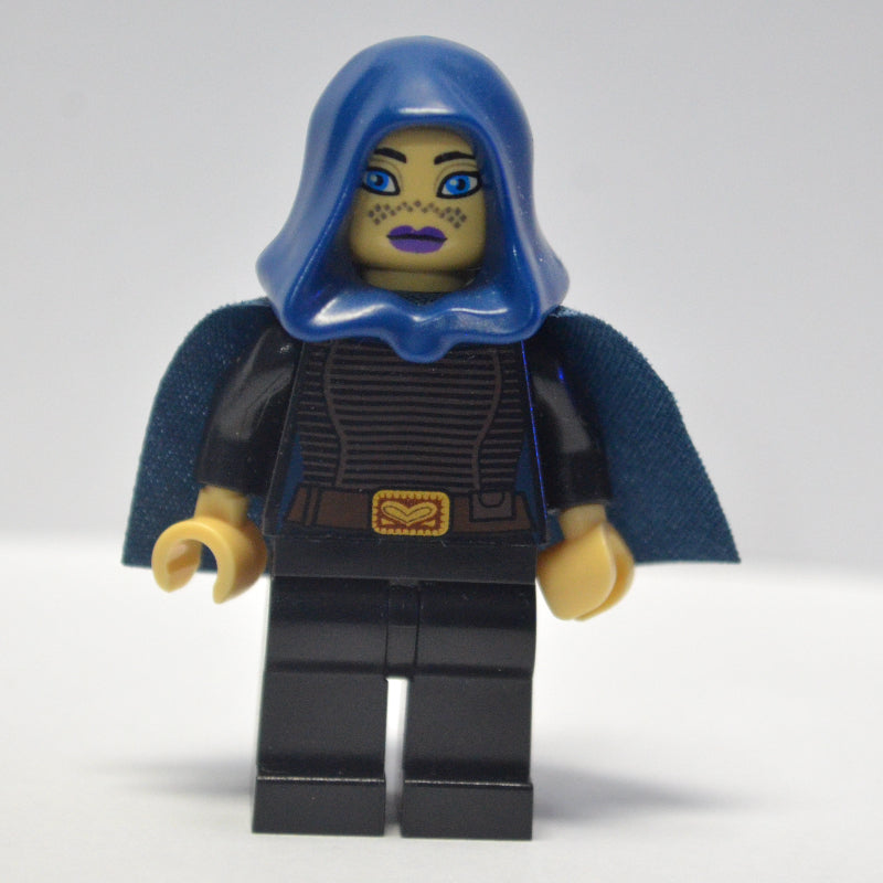 fig-003898 – Barriss Offee, Dark Blue Hood and Cape