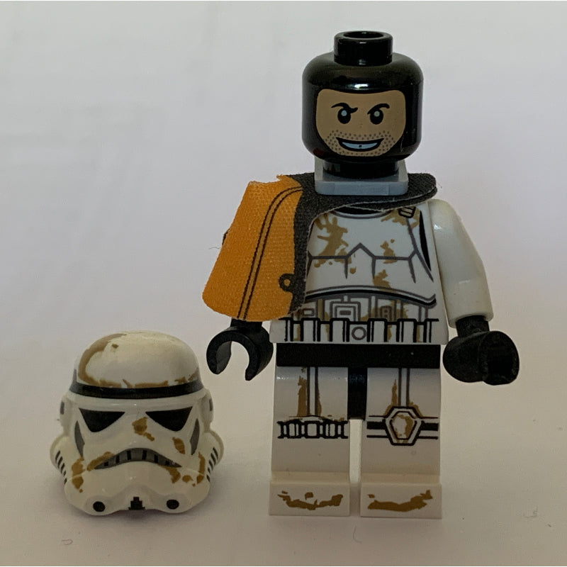 fig-003903 – Sandtrooper Squad Leader / Captain, Orange Pauldron, Neck Bracket, Printed Black Head