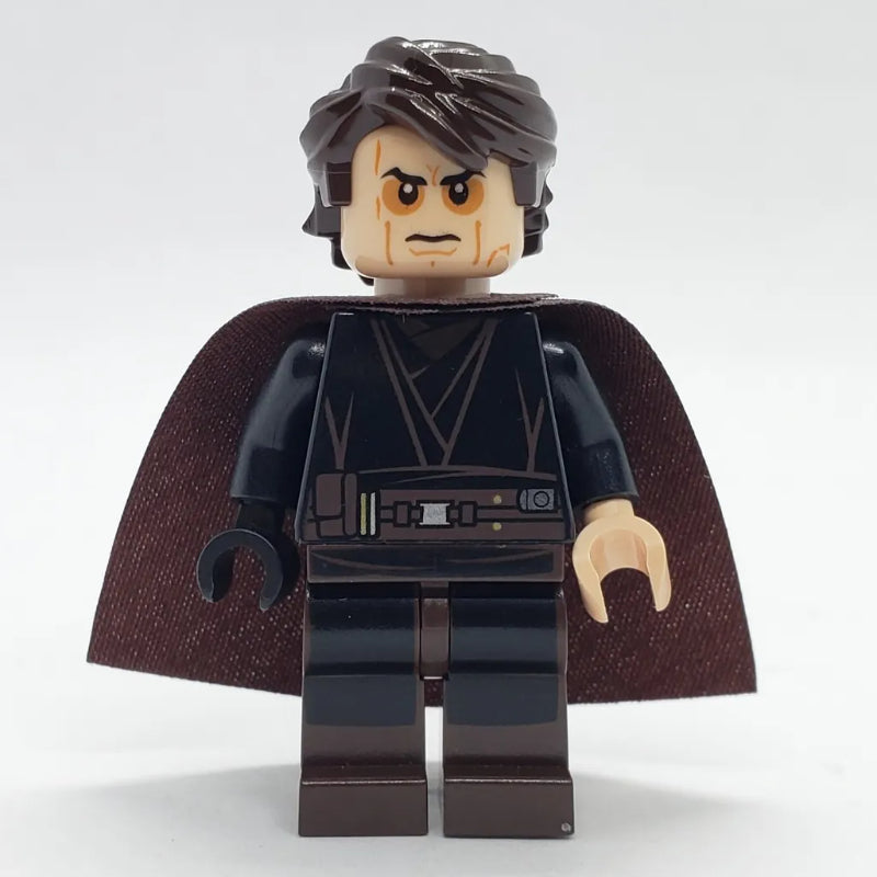 fig-003921 – Anakin Skywalker, Black Robe, Angry Face with Shadowed Eyes and Cape