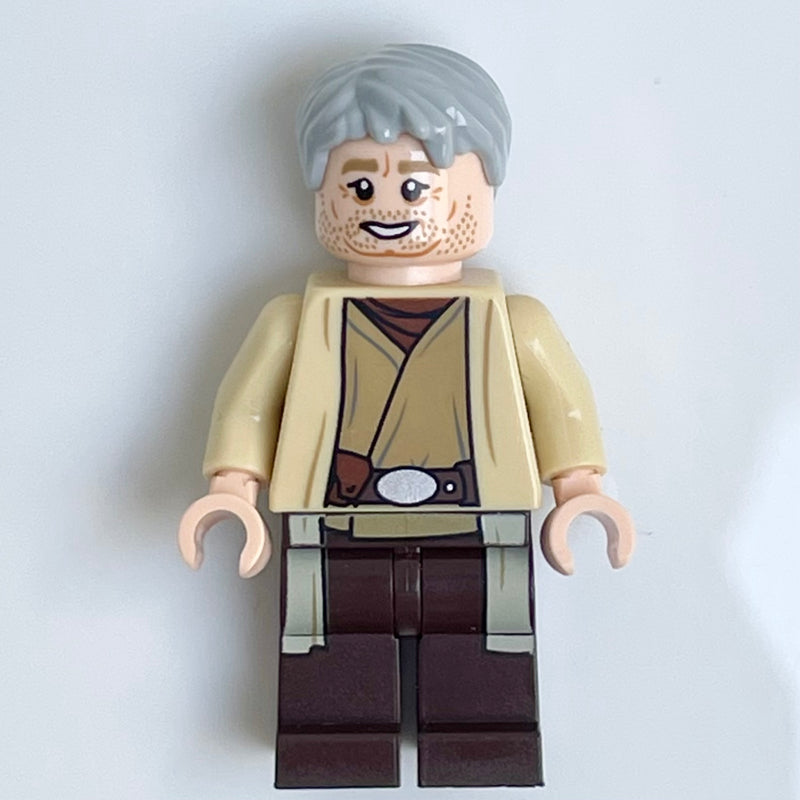 fig-004049 – Owen Lars with Printed Legs
