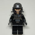 fig-004089 – Agent Alexsandr Kallus, Helmet