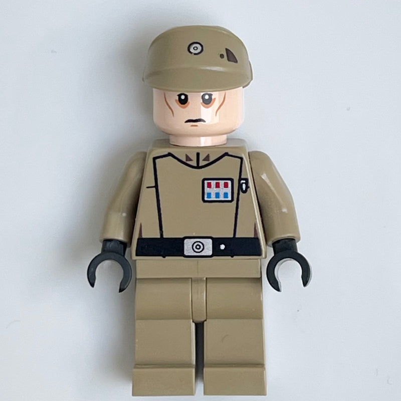 fig-004090 – Imperial Officer / Captain / Commandant / Commander, Dark Tan Uniform