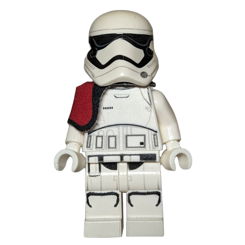 fig-004148 – Stormtrooper Officer, First Order, Dark Red Pauldron