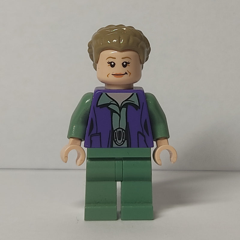 fig-004174 – Princess Leia / General Leia, Plain Undershirt