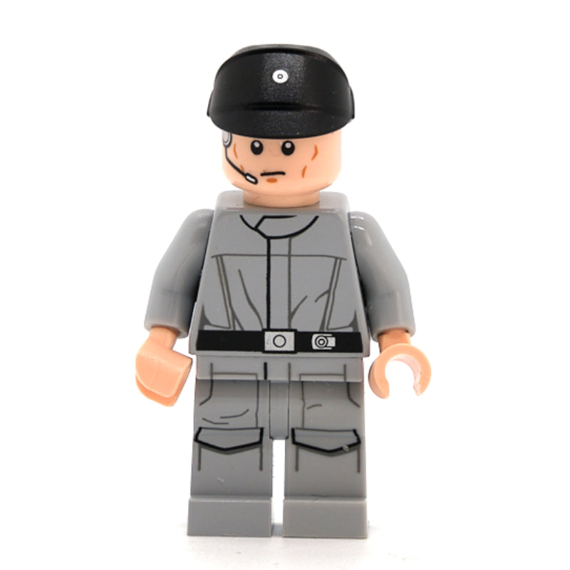 fig-004187 – Imperial Crew, Light Bluish Gray Uniform, Black Cap, Closed Mouth