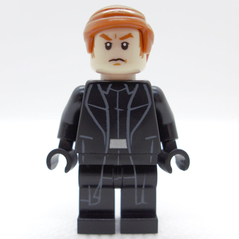 fig-004277 – General Hux, Hair