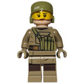 fig-004279 – Resistance Soldier, Female, Olive Green Helmet