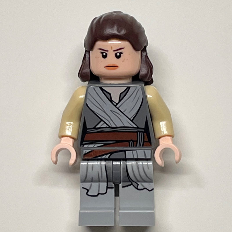 fig-004293 – Rey, Light Bluish Gray Robe