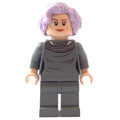 fig-004298 – Vice Admiral Holdo