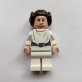 fig-004417 – Princess Leia, White Robe, Dark Brown Hair, Decorative Belt, Dual Sided Head Open Mouth / Smile