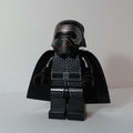 fig-004455 – Kylo Ren, Helmet with Red Cracks, Cape