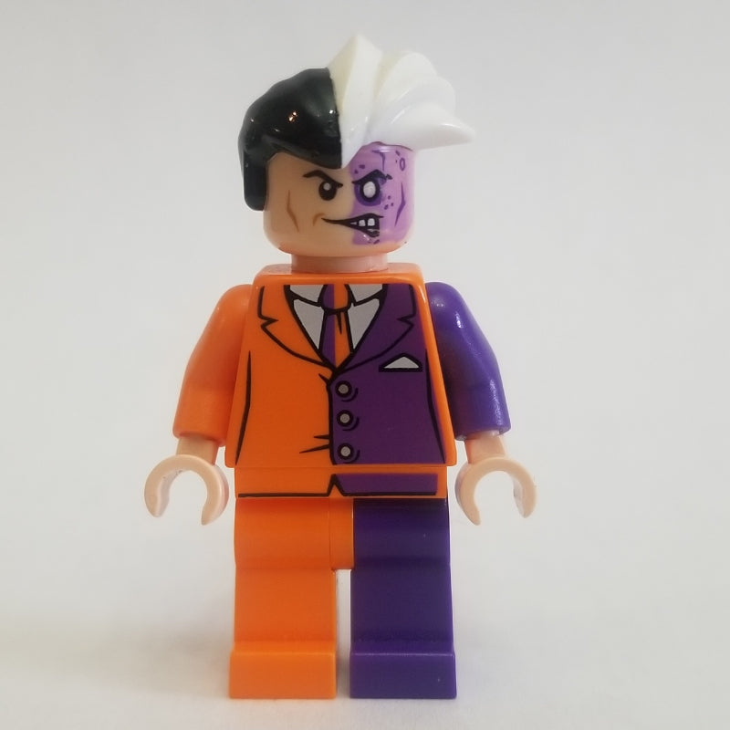fig-004557 – Two-Face in Orange and Purple Suit