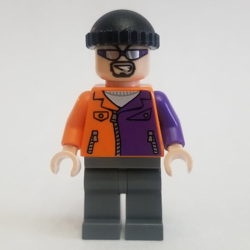 fig-004558 – Two-Face's Henchman in Orange and Purple Outfit with Glasses