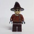 fig-004599 – Scarecrow with Dark Brown Legs