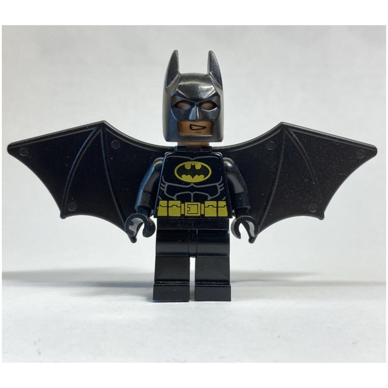 fig-004604 – Batman, Black Suit, Black Cowl, Wings, White Headband