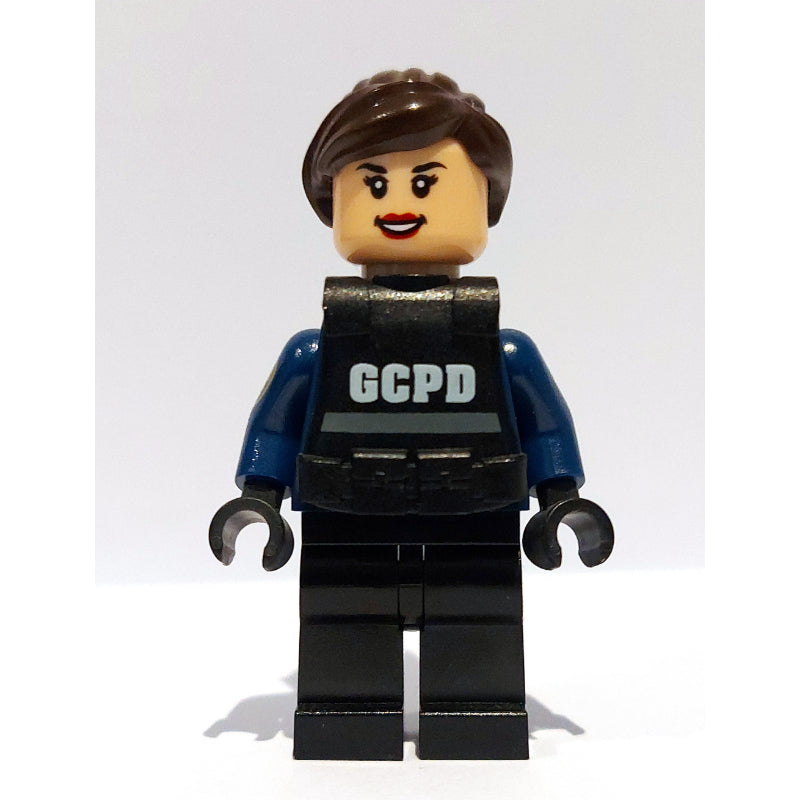 fig-004640 – GCPD Officer in SWAT Gear, Female