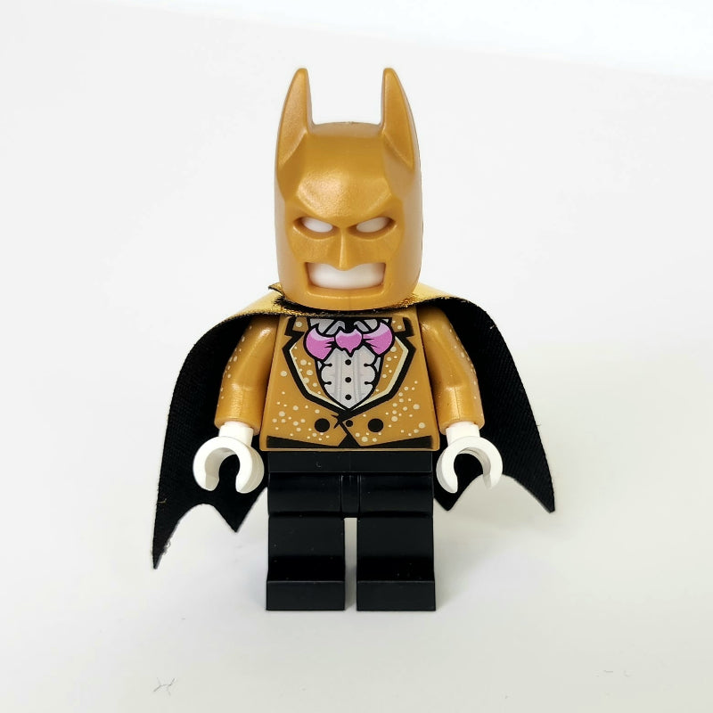 fig-004668 – Batman, Gold Tuxedo, Gold Cape and Cowl