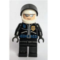 fig-004961 – Policeman with Zipped Jacket with Gold Badge, and White Helmet with Black Visor
