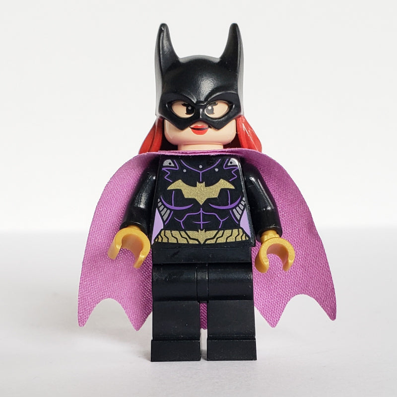 fig-005009 – Batgirl, Black Suit, Medium Lavender Cape