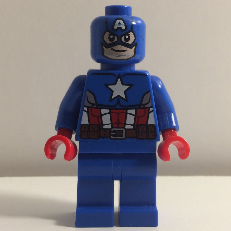 fig-005041 – Captain America in Blue Suit and Plain Blue Legs
