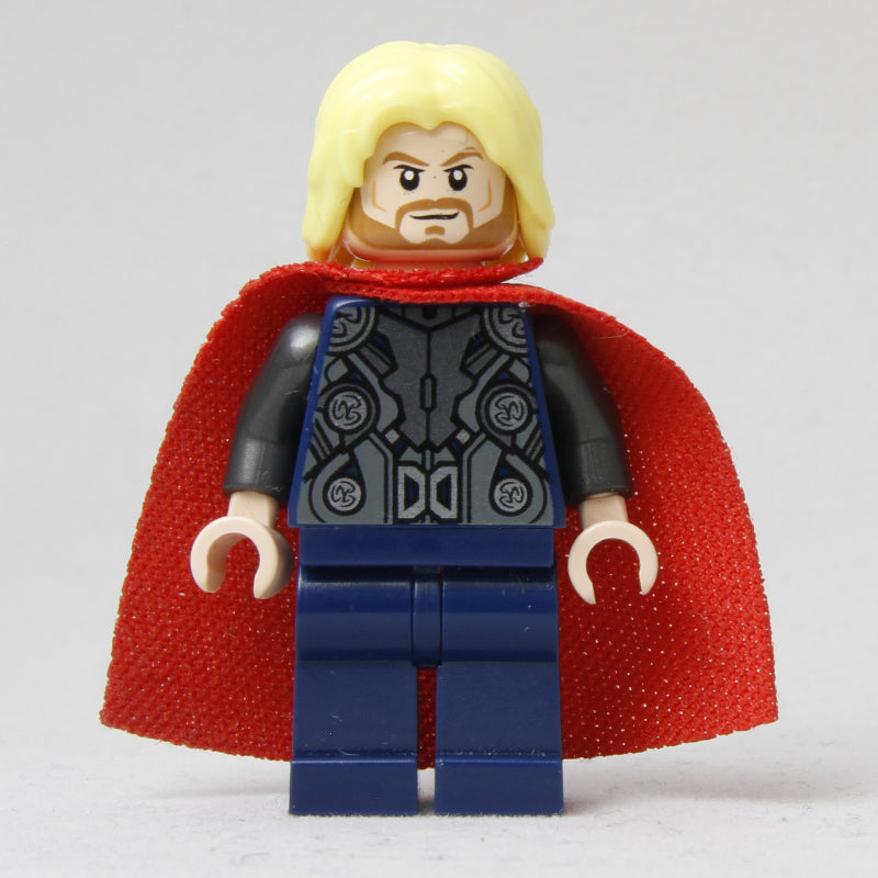 fig-005058 – Thor with Plain Dark Blue Legs