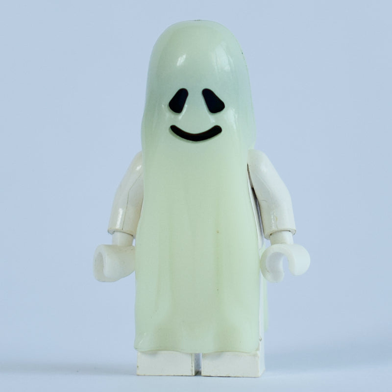 fig-005145 – Ghost - White Legs