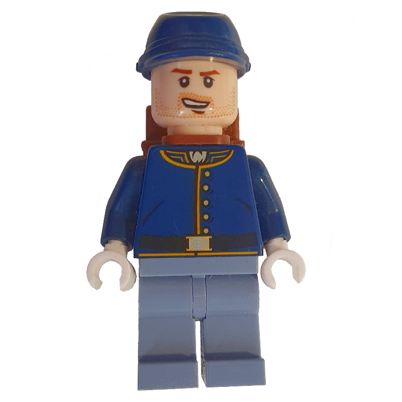fig-005163 – Cavalry Soldier - Crooked Open Smile, Backpack