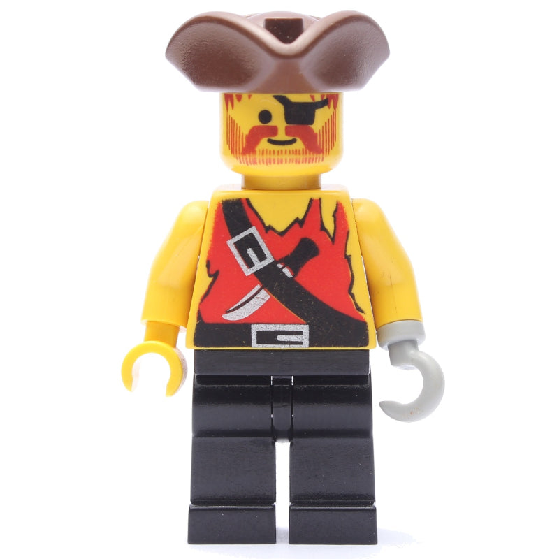 fig-005219 – Pirate - Shirt with Knife, Black Legs, Brown Tricorne