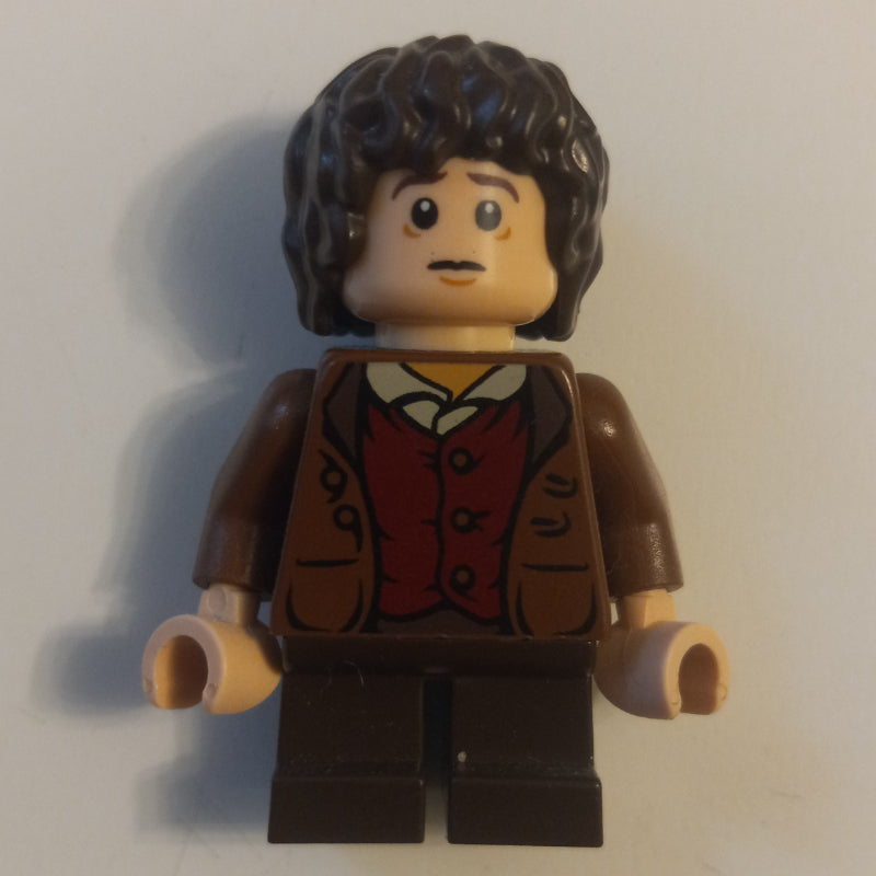 fig-005246 – Frodo Baggins - Reddish Brown Torso