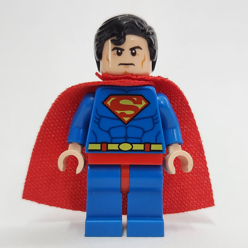 fig-005256 – Superman in Blue Outfit