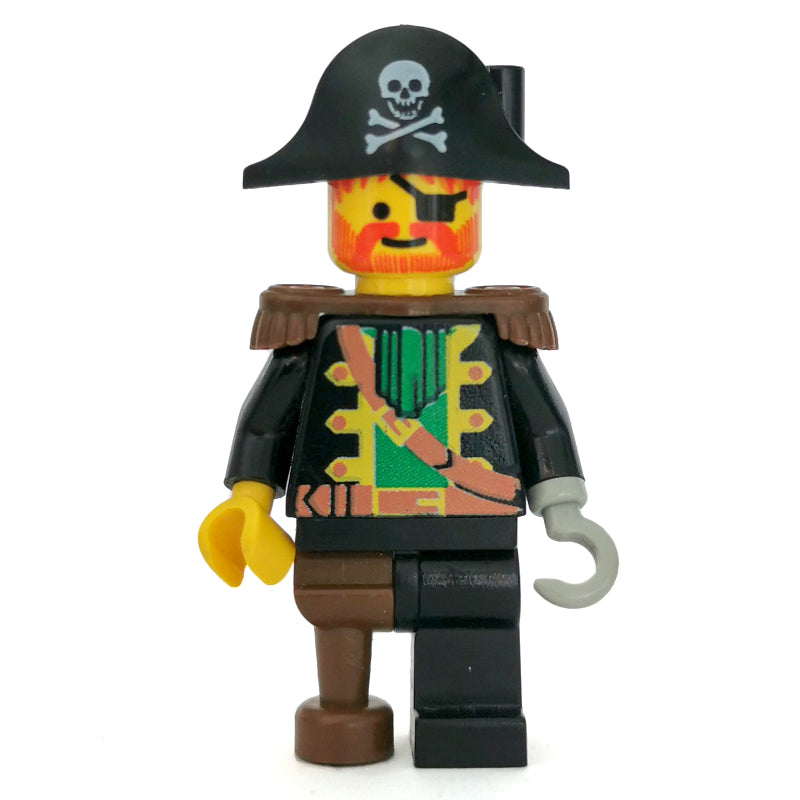 fig-005267 – Pirate - Captain, Light Gray Hook, Bicorne with Skull, 3626a
