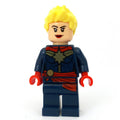 fig-005313 – Captain Marvel with Red Sash Belt