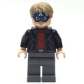 fig-005386 – Robber with Captain America Mask