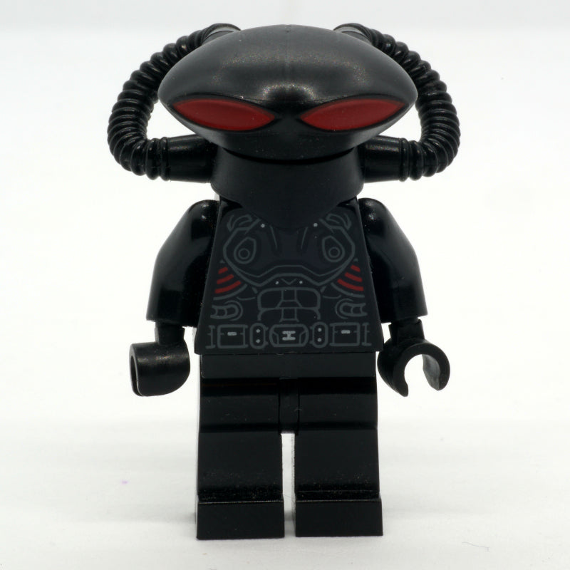 fig-005415 – Black Manta (David Kane) with Black Helmet