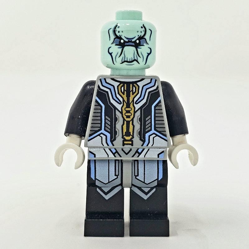 fig-005455 – Ebony Maw, Light Aqua Head