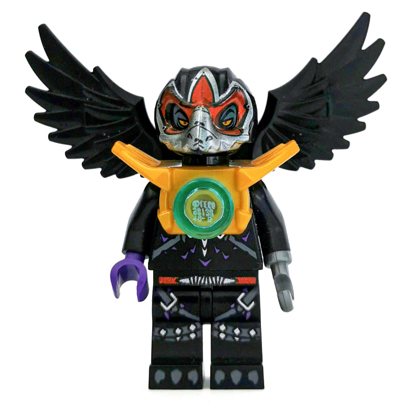 fig-005638 – Razar with Pearl Gold Shoulder Armor