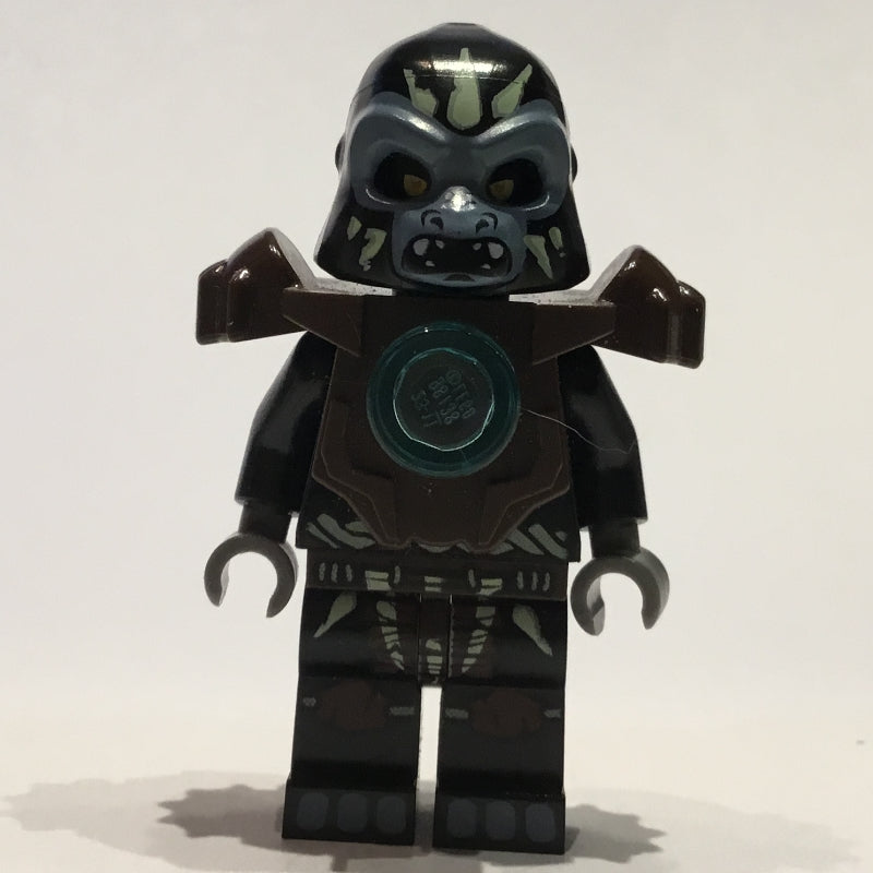 fig-005644 – Gorzan with Dark Brown Shoulder Armor