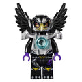 fig-005646 – Razcal in Flat Silver Shoulder Armor