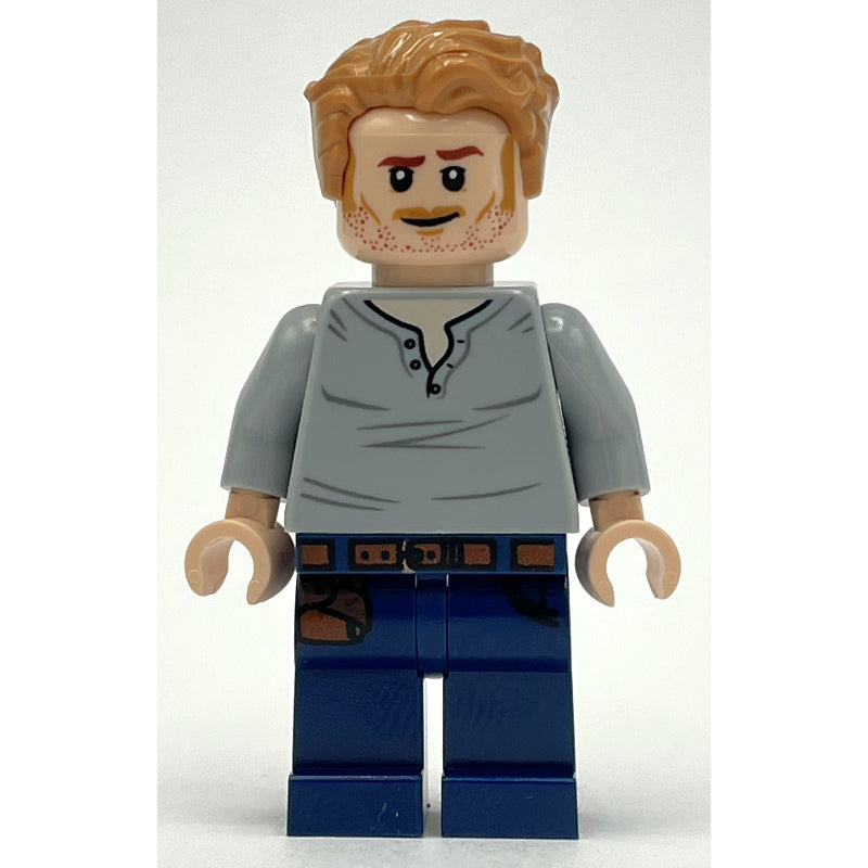 fig-006021 – Owen Grady in Light Bluish Gray Shirt