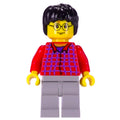 fig-006063 – Harry Potter, Yellow Skin, Red Shirt