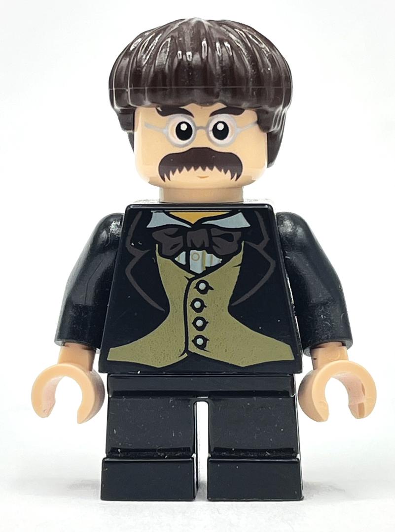 fig-006123 – Professor Filius Flitwick, Black Suit with Printed Bow Tie