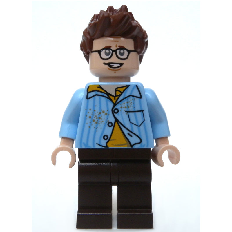 fig-006278 – Louis Tully in Bright Light Blue Shirt